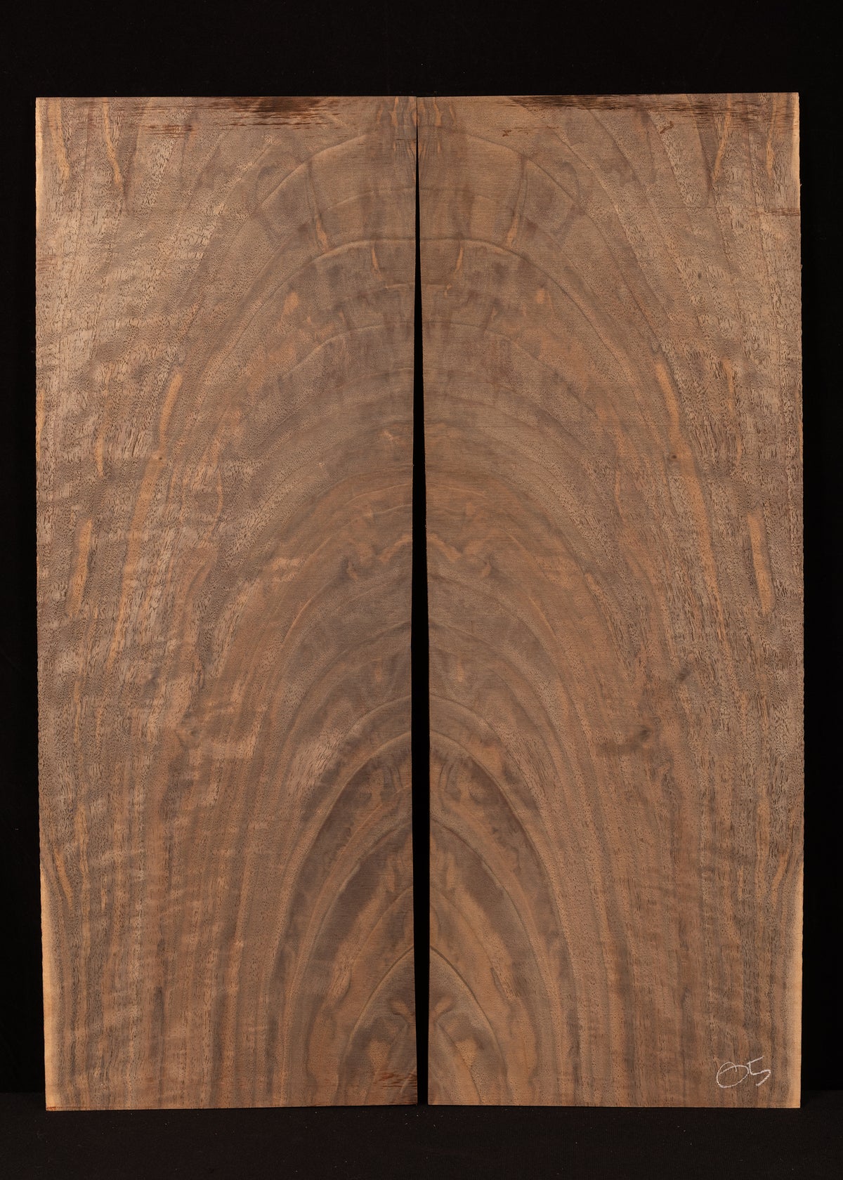 Claro Walnut Electric Guitar Carved Top 05