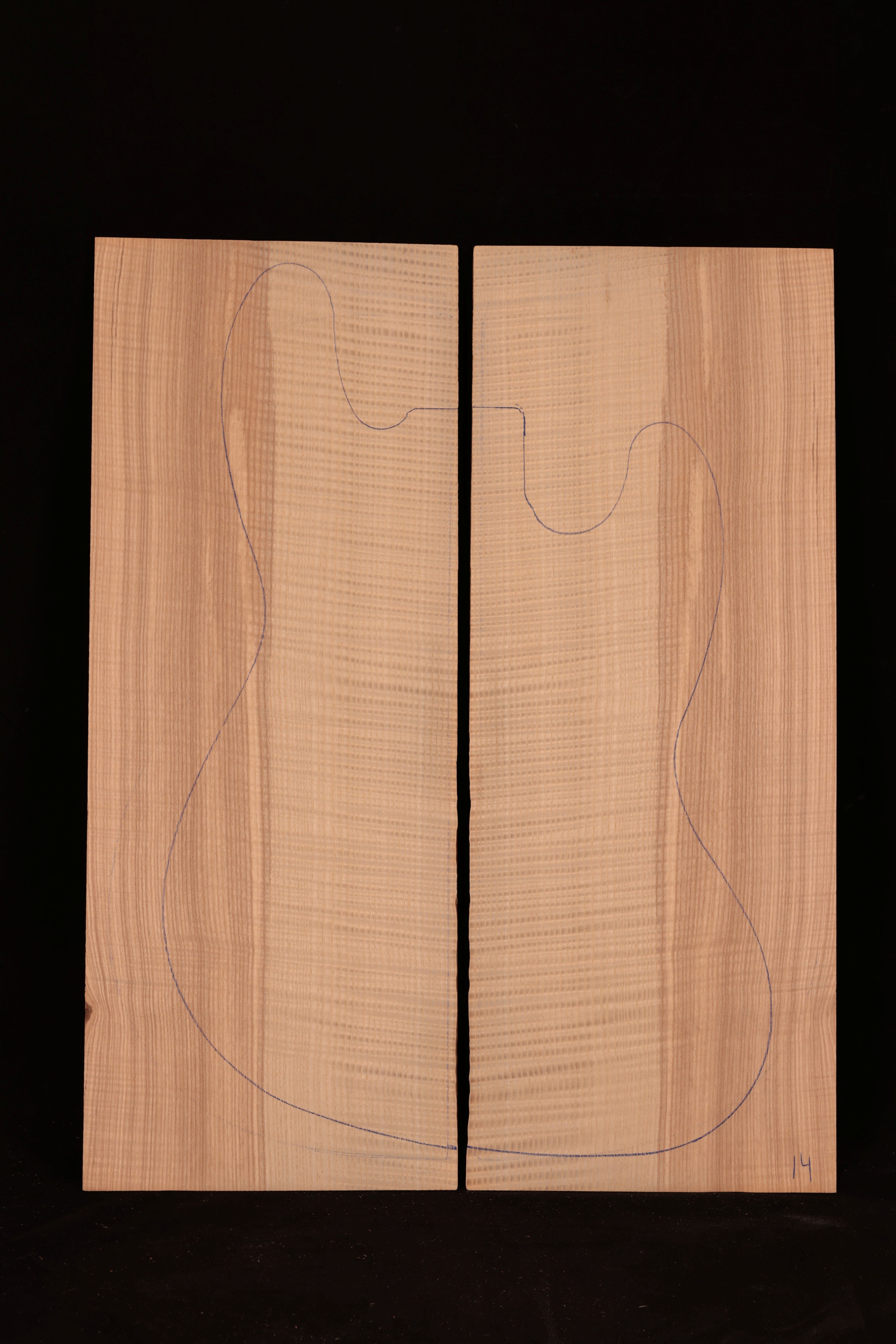 Curly Tamo Ash Electric Guitar Laminate Top 01