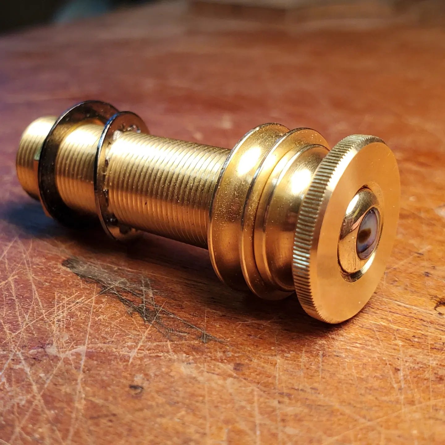 Wilkie Kingpin - Solid Brass Archtop Guitar Endpin