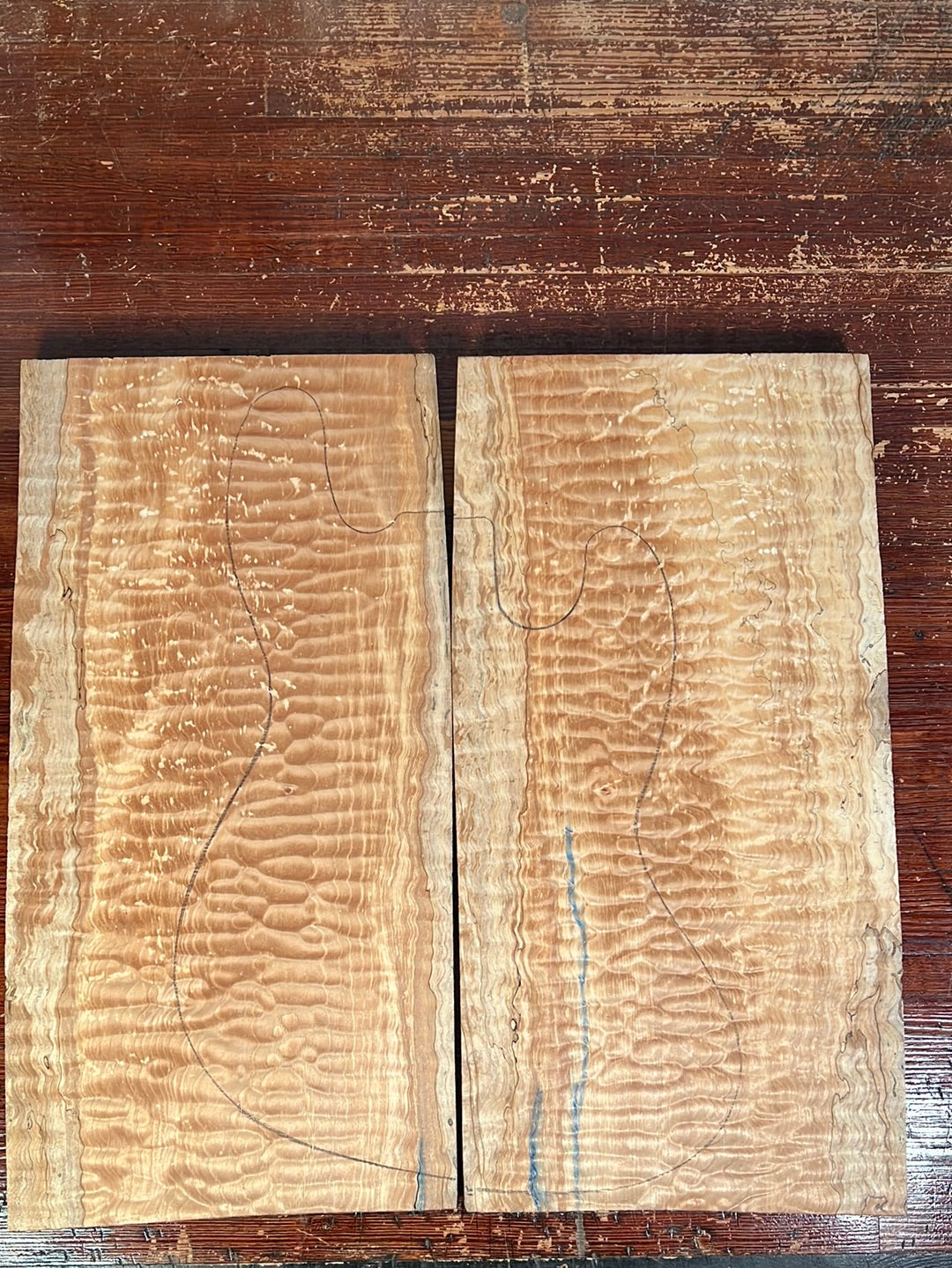 Quilted / Spalted Maple Carved Top – Allied Lutherie