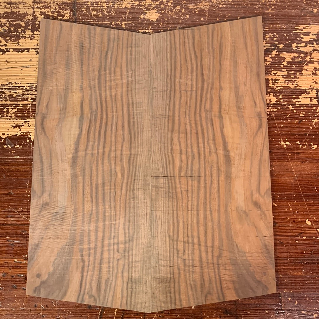 Bastogne Walnut Electric Guitar Droptop 06