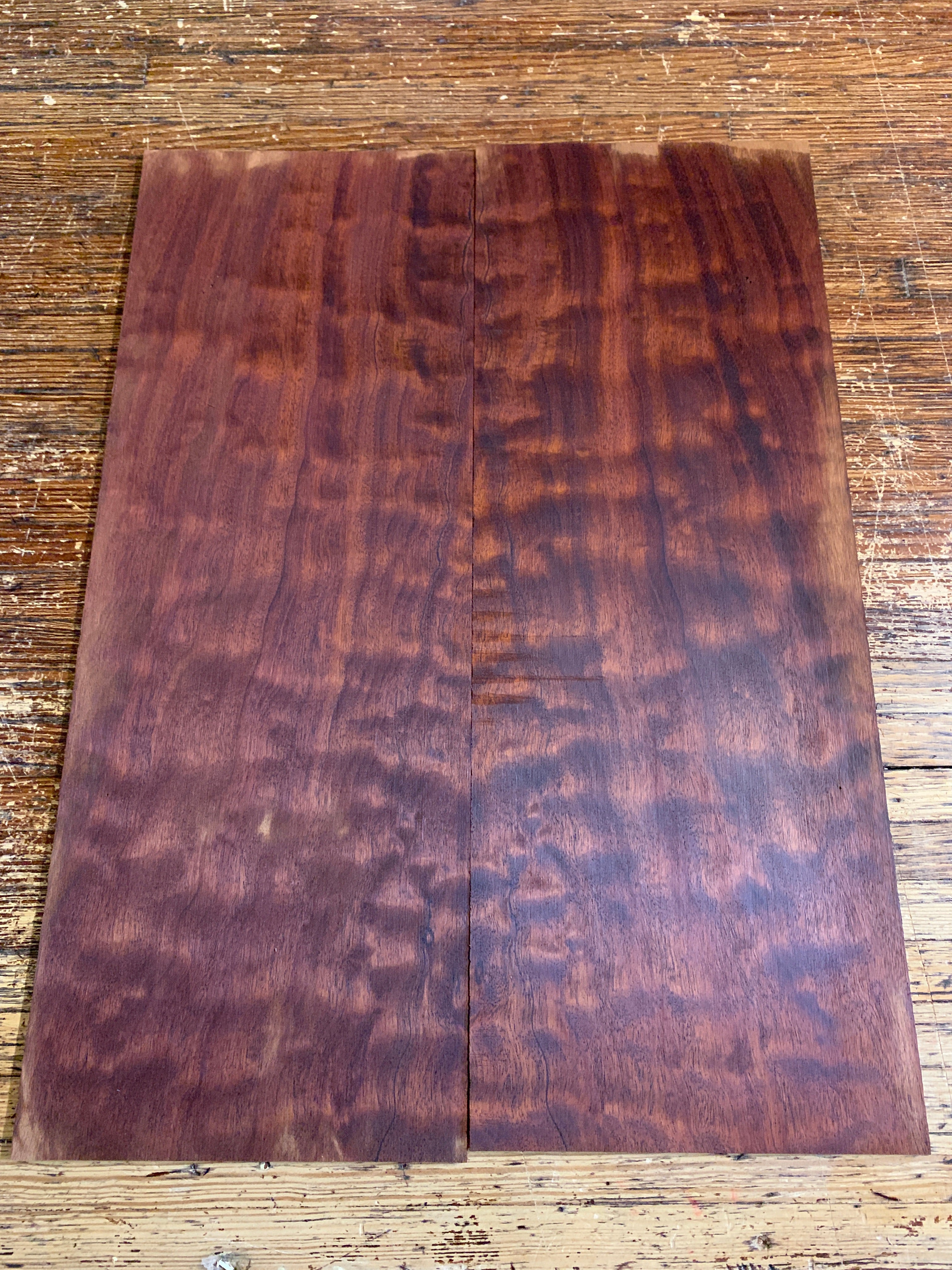 “The Tree” quilted Mahogany Dread Set